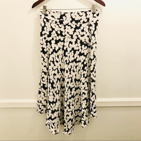 A.L.C. Corso Skirt 6 Silk Flowers Black White Floral high low long blooms - Picture 3 of 13